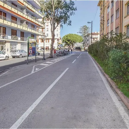 Appartement Awesome In W/ 1 Bedrooms