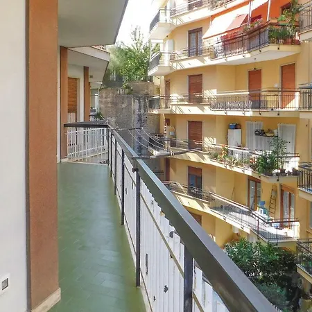 Awesome In W/ 1 Bedrooms San Remo
